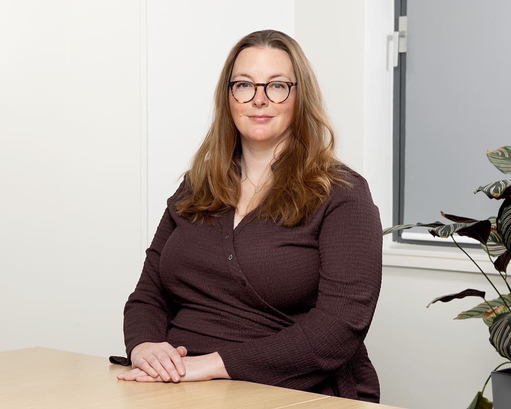 Alice Evelegh-Taylor, Disputes solicitor